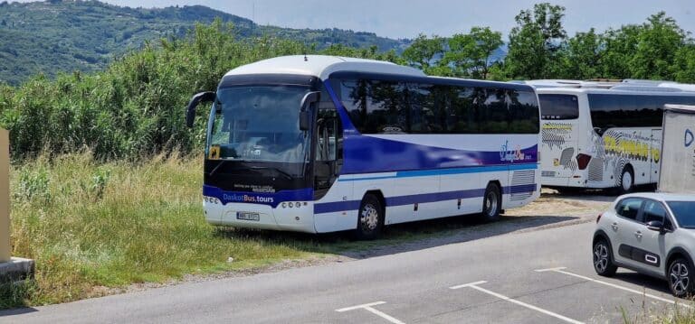 Neoplan-7