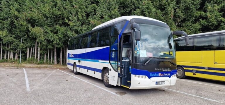 Neoplan-8